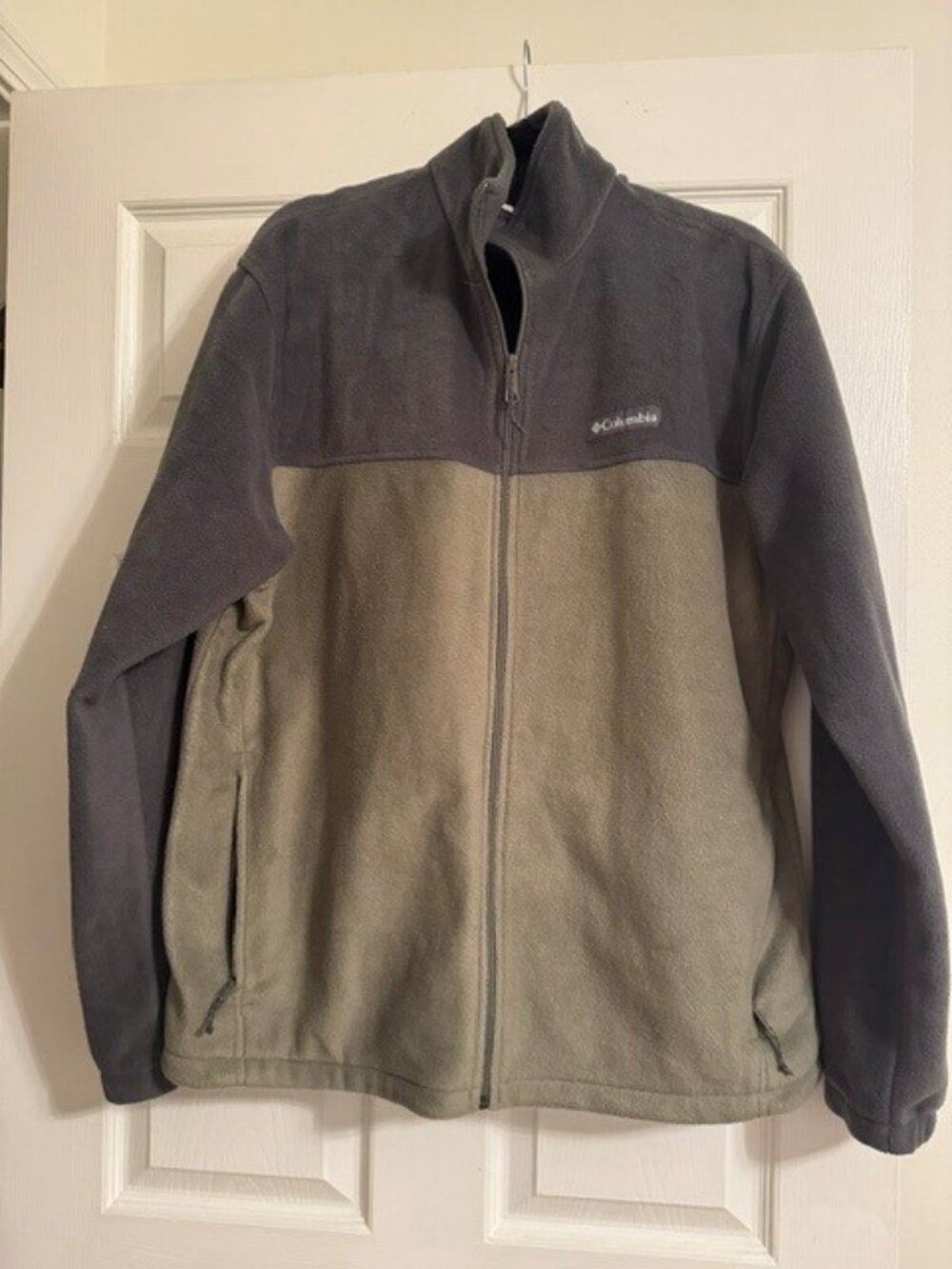 Men's Columbia Gray Zip Up Fleece, Size XL